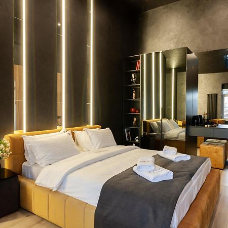 Aristo Jacuzzi Hotel إلفيف المظهر الخارجي الصورة