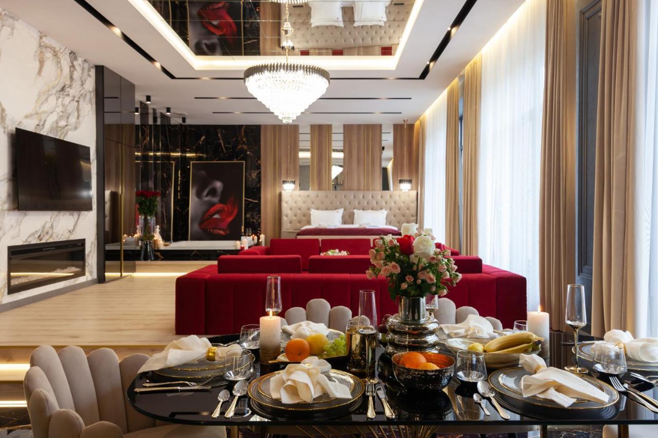 Aristo Jacuzzi Hotel إلفيف المظهر الخارجي الصورة