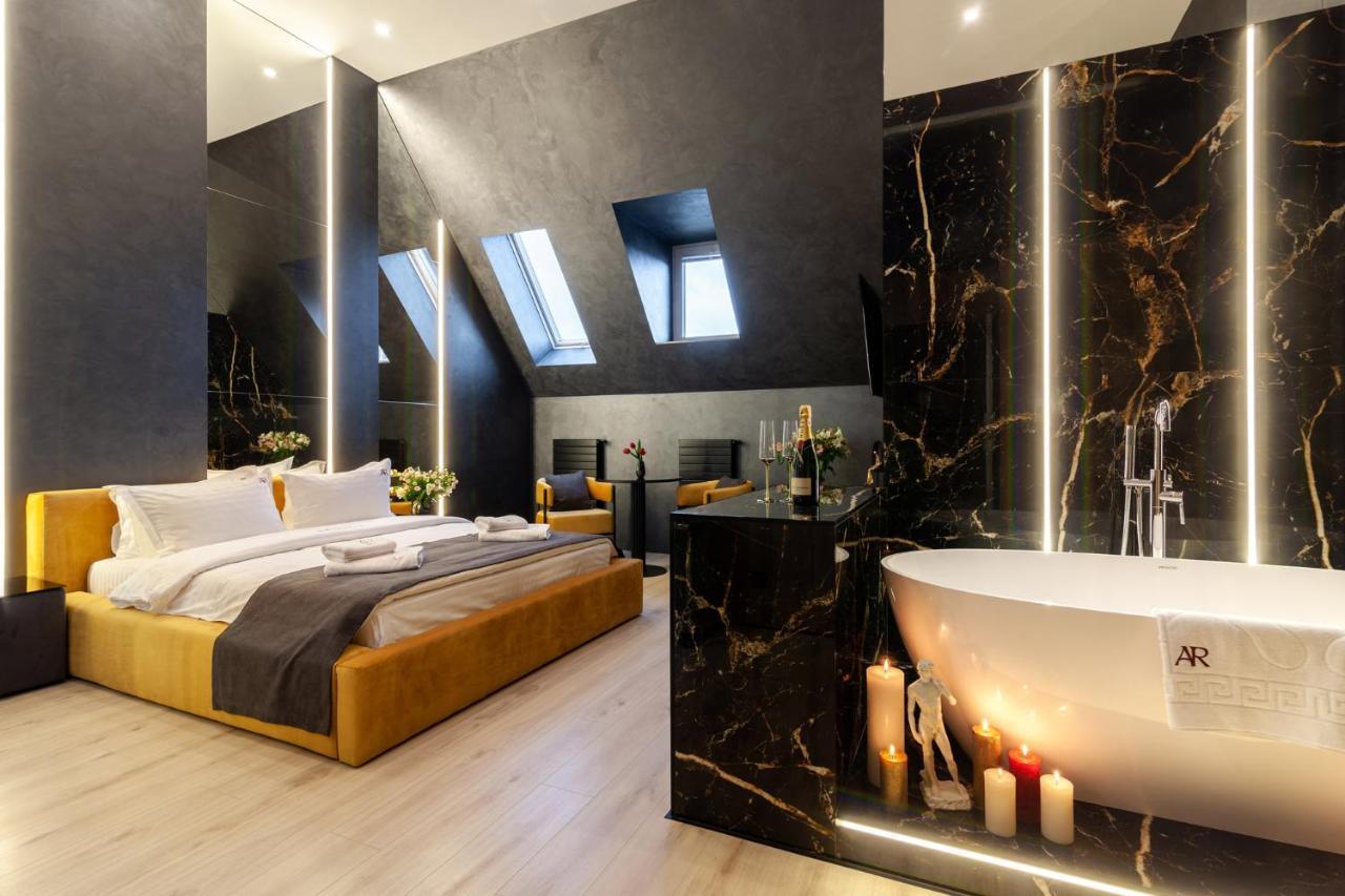 Aristo Jacuzzi Hotel إلفيف المظهر الخارجي الصورة