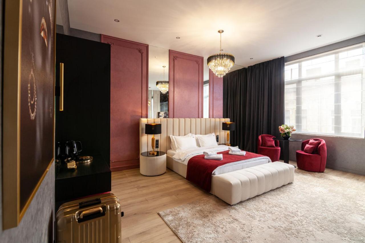 Aristo Jacuzzi Hotel إلفيف المظهر الخارجي الصورة