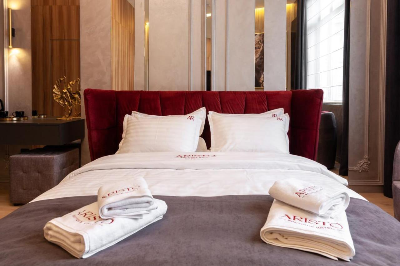 Aristo Jacuzzi Hotel إلفيف المظهر الخارجي الصورة